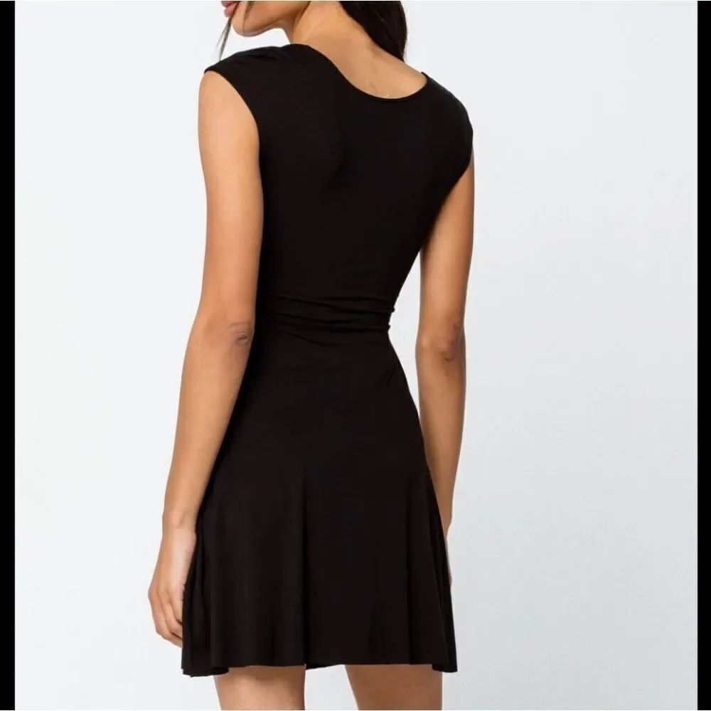 LONDON TIMES SLEEVELESS FIT&FLARE RUCHED SIDE DESIGN DETAILS MINI DRESS
